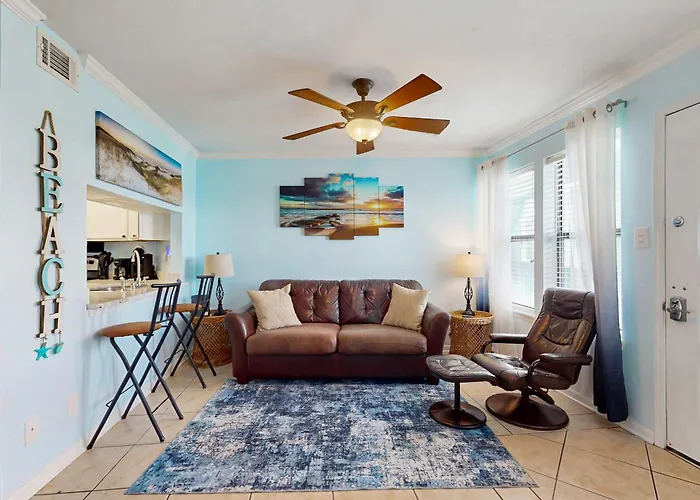Coastal Just Steps From The W Shared Pool Bbq Area Wifi Ac W&d Holiday home