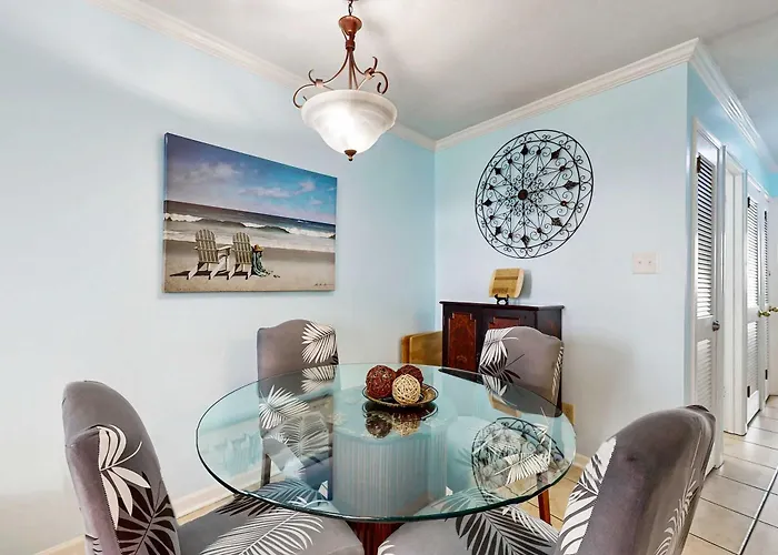 Coastal Just Steps From The W Shared Pool Bbq Area Wifi Ac W&d Holiday home Gulf Shores