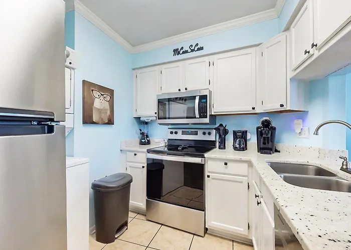 Coastal Just Steps From The W Shared Pool Bbq Area Wifi Ac W&d Holiday home Gulf Shores