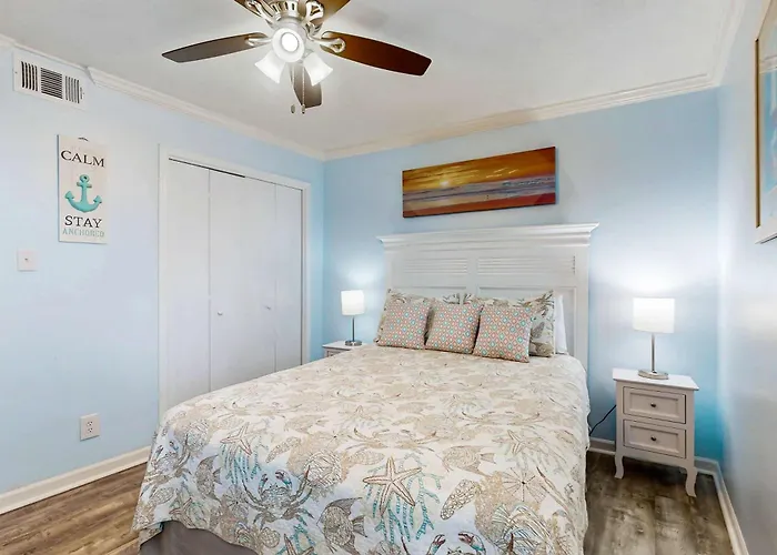 Coastal Just Steps From The W Shared Pool Bbq Area Wifi Ac W&d Holiday home Gulf Shores